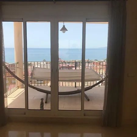 בית אירוח In Seafront מאלגה